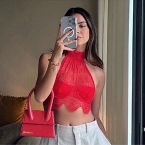 *NWT* ZARA red lace underwire bustier top. Size L/30